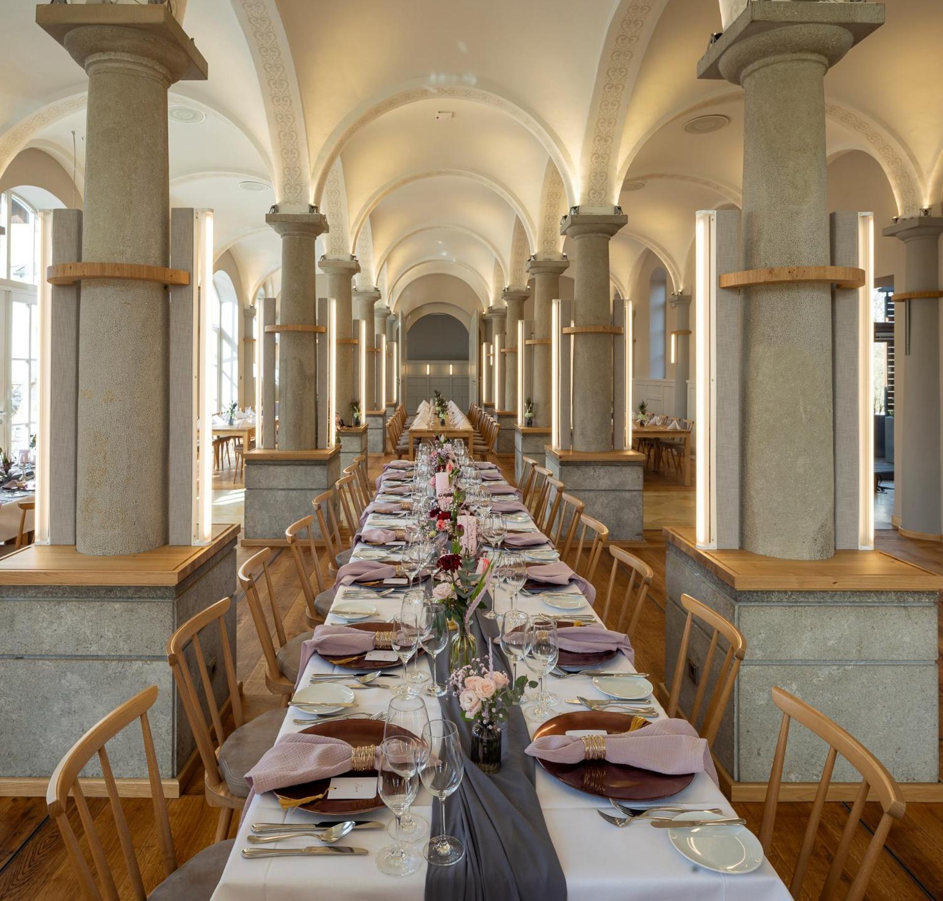Hotel Kloster Holzen Allmannshofen Exterior photo