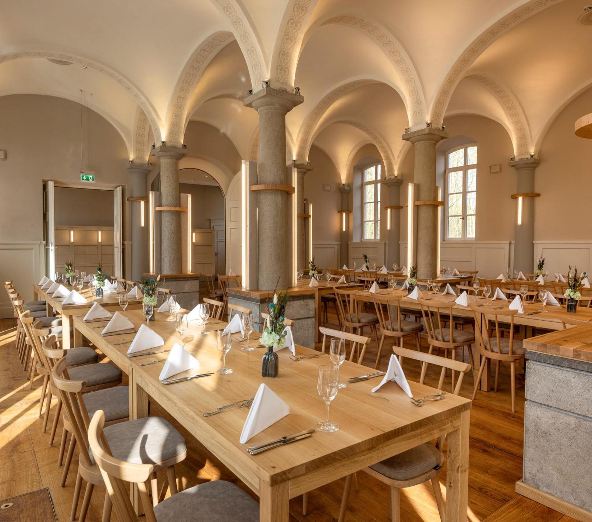 Hotel Kloster Holzen Allmannshofen Exterior photo
